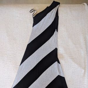 Ted Baker Maxi, One Shoulder (US 6/Ted Baker 2)